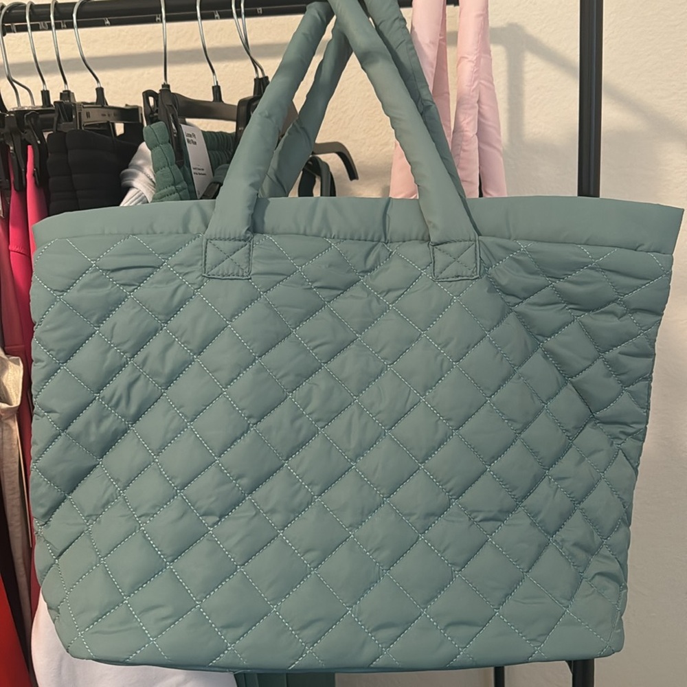 Reebok Barbara Tote Bag - Picture 4 of 10